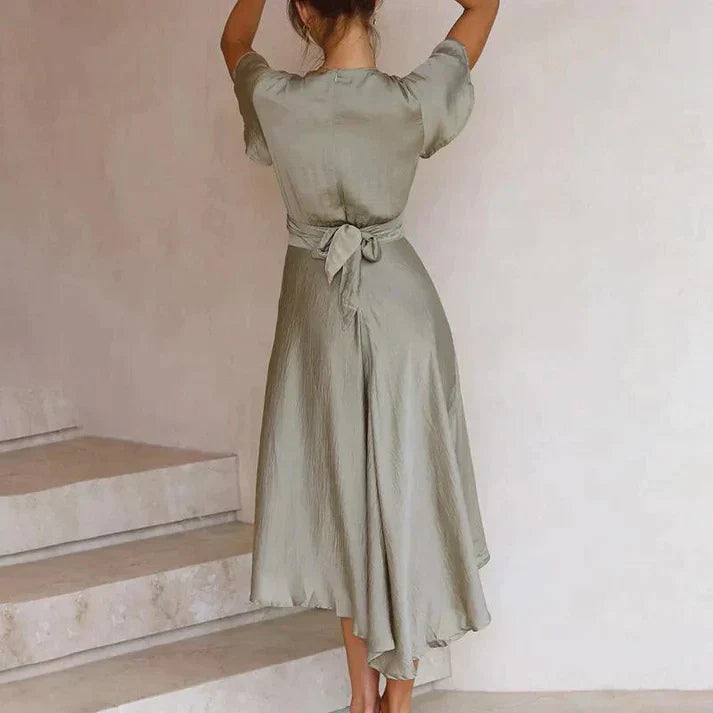 Aveline | Tie-Front Midi Dress with Graceful Flow